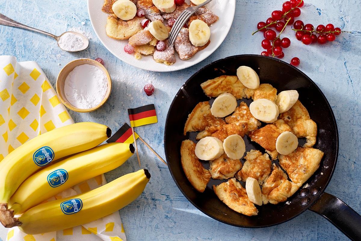 Kaiserschmarrn with Chiquita banana and red berries