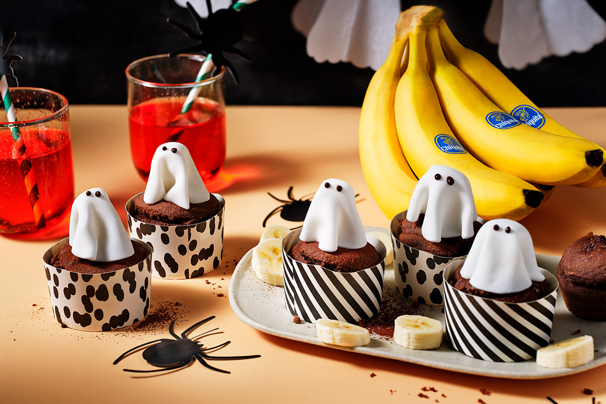 Spooky Halloween banana cupcakes
