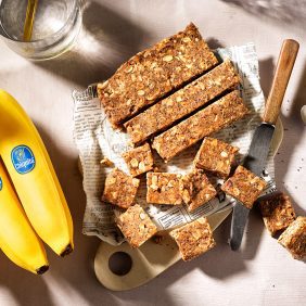 Vegan banana no bake proteins bites